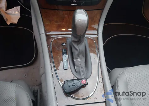 2005 Mercedes-Benz E 320 z USA, uszkodzony, nr VIN WDBUF65JX5A612226